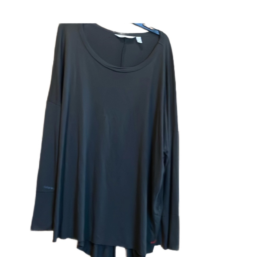 Mind body love black tunic size xl